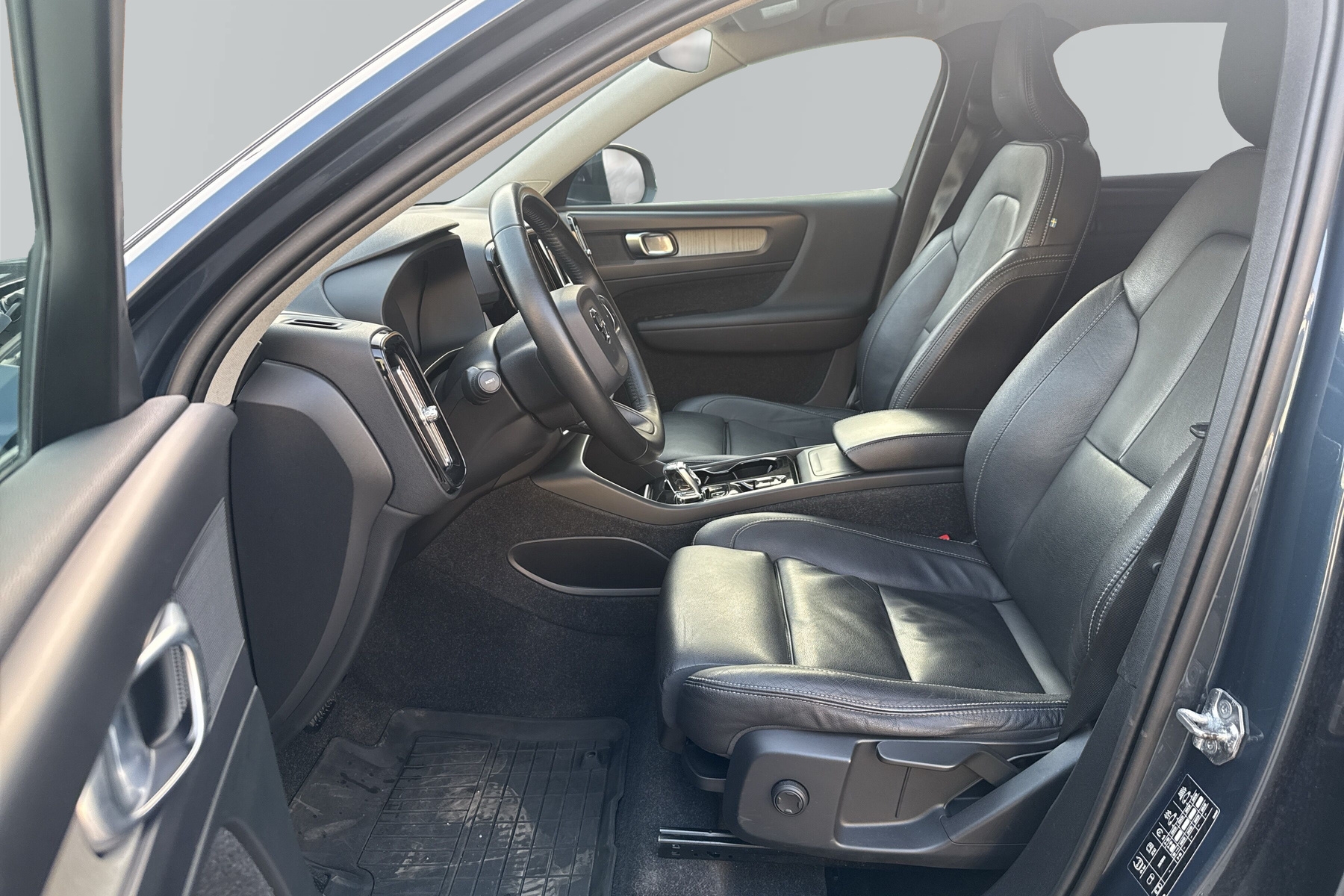 Volvo XC40 D3 Geartronic Inscription Orrefors Navi Drag 2020 - miniatyr 29