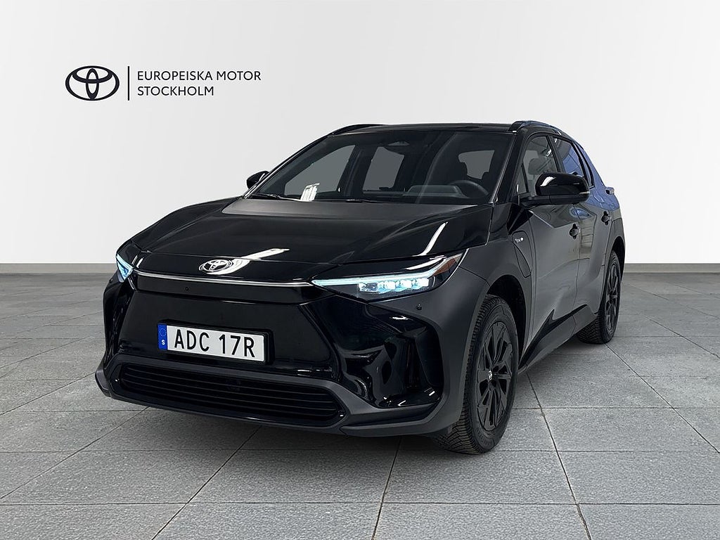 Toyota bZ4X AWD STYLE EDITION / V-hjul ingår!/ Möjlig att...
