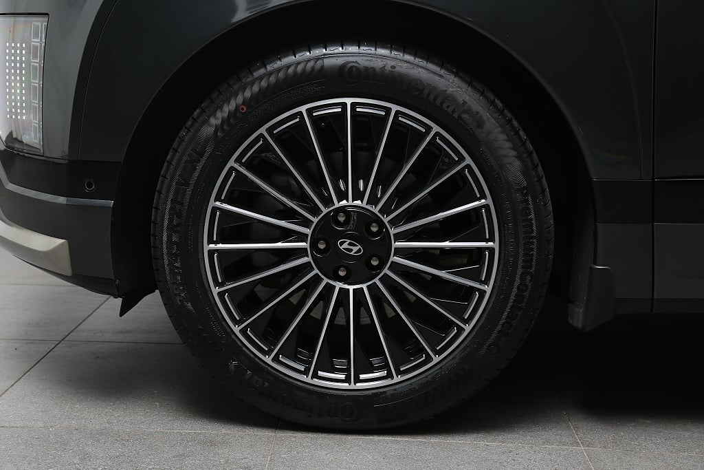 Hyundai IONIQ 9 6-sits AWD 110kWh Perf Calligraphy | fd. demobil 2026