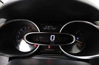 Halvkombi Renault Clio 17 av 23