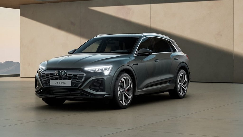 Audi Q8 55 e-tron quattro S-line 