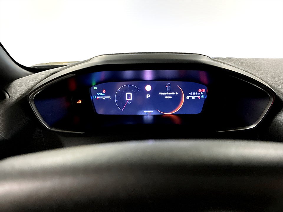 Bild på Peugeot 2008 Allure 1.2 PT 130hk B-KAMERA CARPLAY