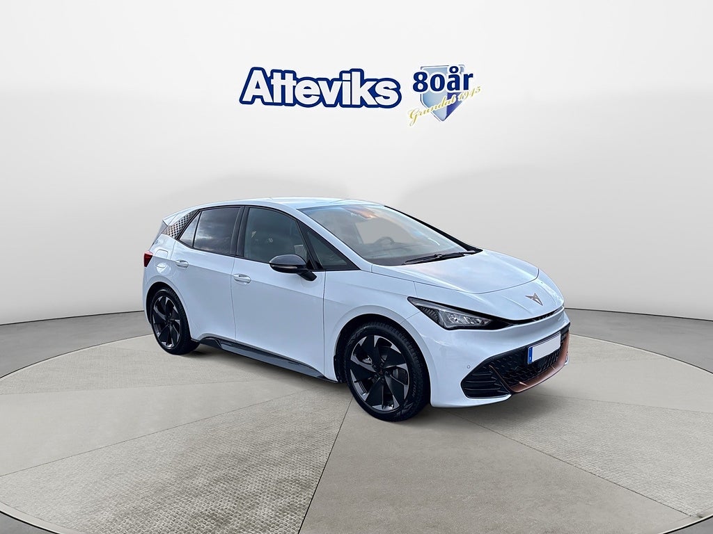 Cupra Born 204hk | Vhjul INGÅR | Backkamera |