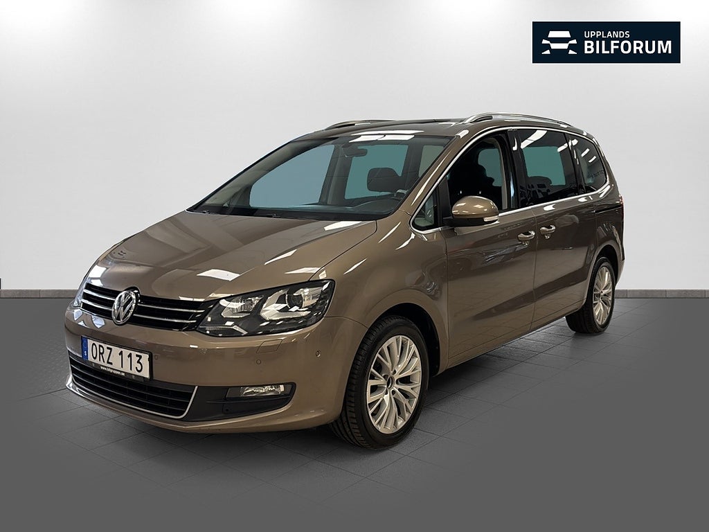 Volkswagen Sharan 2.0 TDI DSG 7-sits Pano Drag D-värm Backkamera