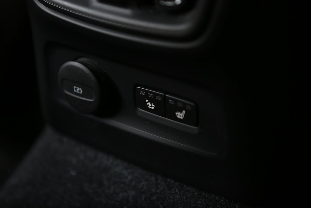 Volvo XC40 T5 TwEn Momentum Teknik Pro Aut Kamera Navi VOC 2020