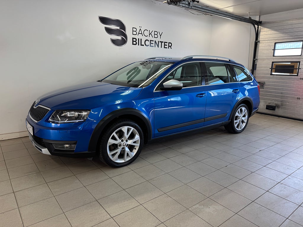 Skoda Octavia Scout 2.0 TDI 4x4 Businessline Euro 6/Värmare/Dragkrok 