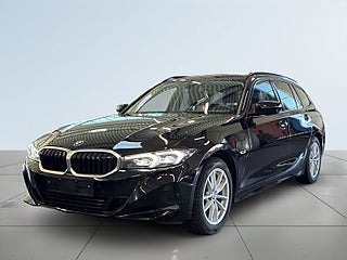 BMW 330e xDrive Touring Steptronic S&V-hjul/Carplay/Widescreen – bild 16