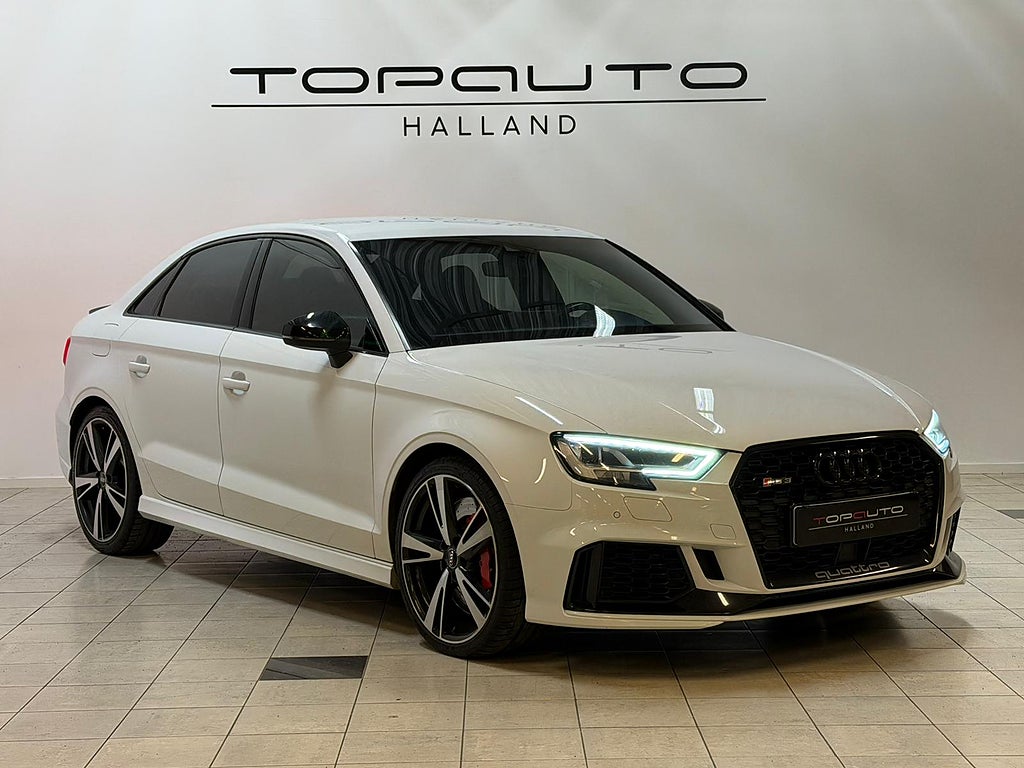 Audi RS3 2.5 TFSI 400hk |RS-Avgas|Matrix|B&O|Kamera|Fullservad