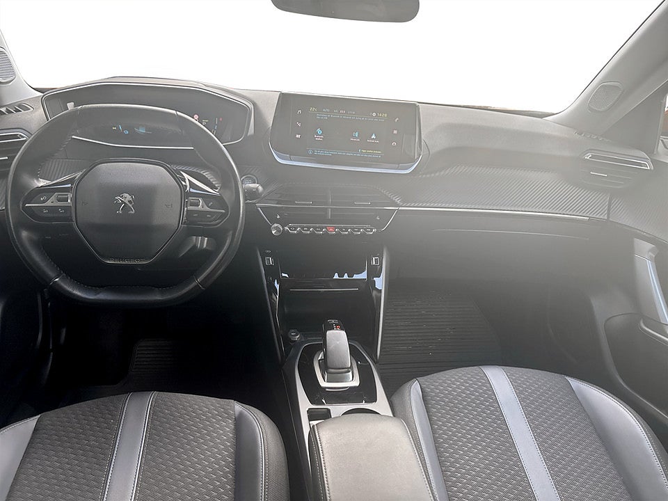 Bild på Peugeot E-2008 Allure 50kWh 136hk Aut B-KAMERA CARPLAY