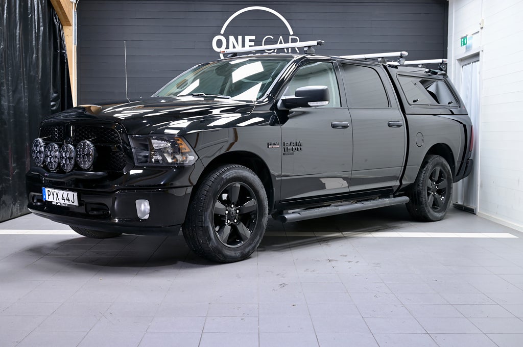 Dodge RAM 1500 5.7 V8 HEMI 4x4 MOMS Släde Alpine Nyservad 395hk