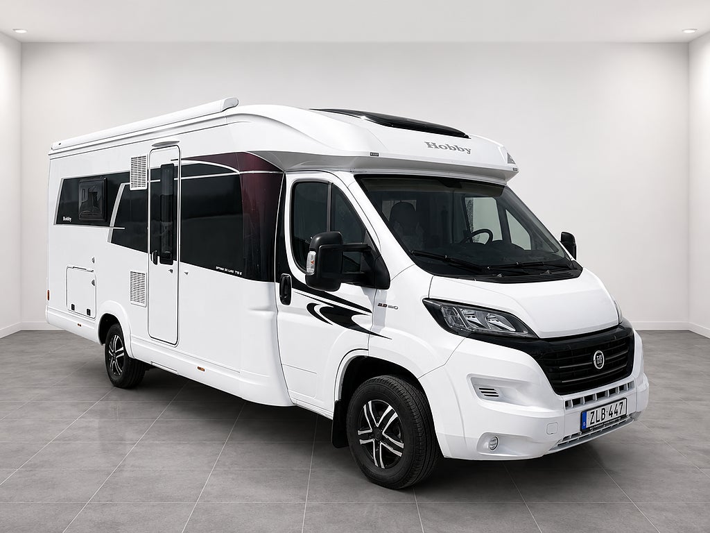 Hobby Optima de Luxe T70 E Automat Solcell - Truma Combi 6E 
