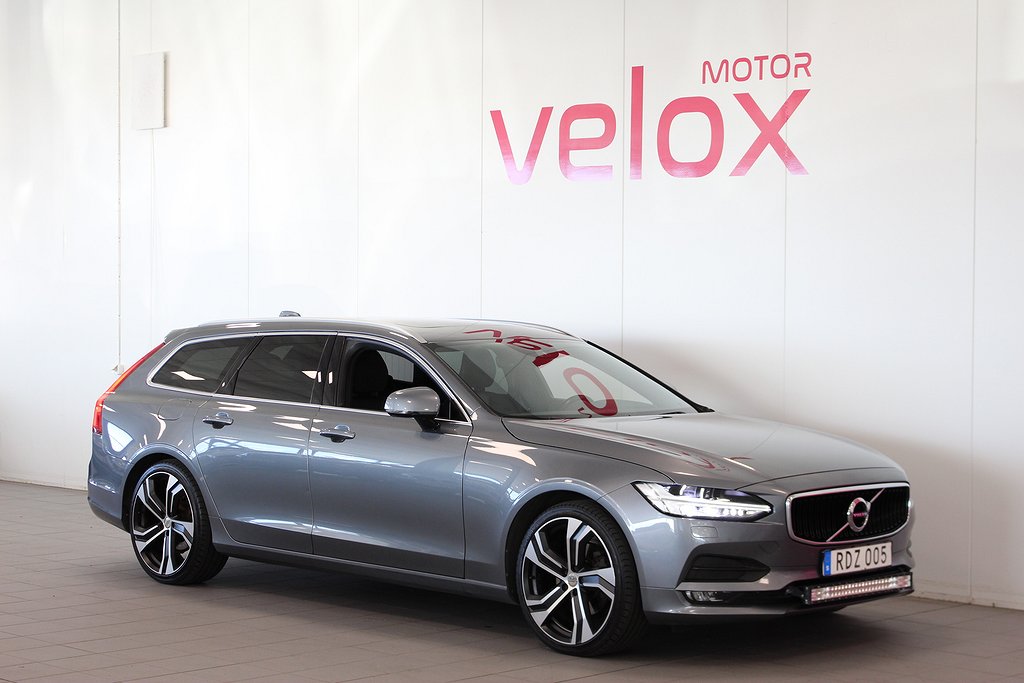 Volvo V90 D4 AWD Momentum Advanced PANO DRAG NAV KAMERA VOC