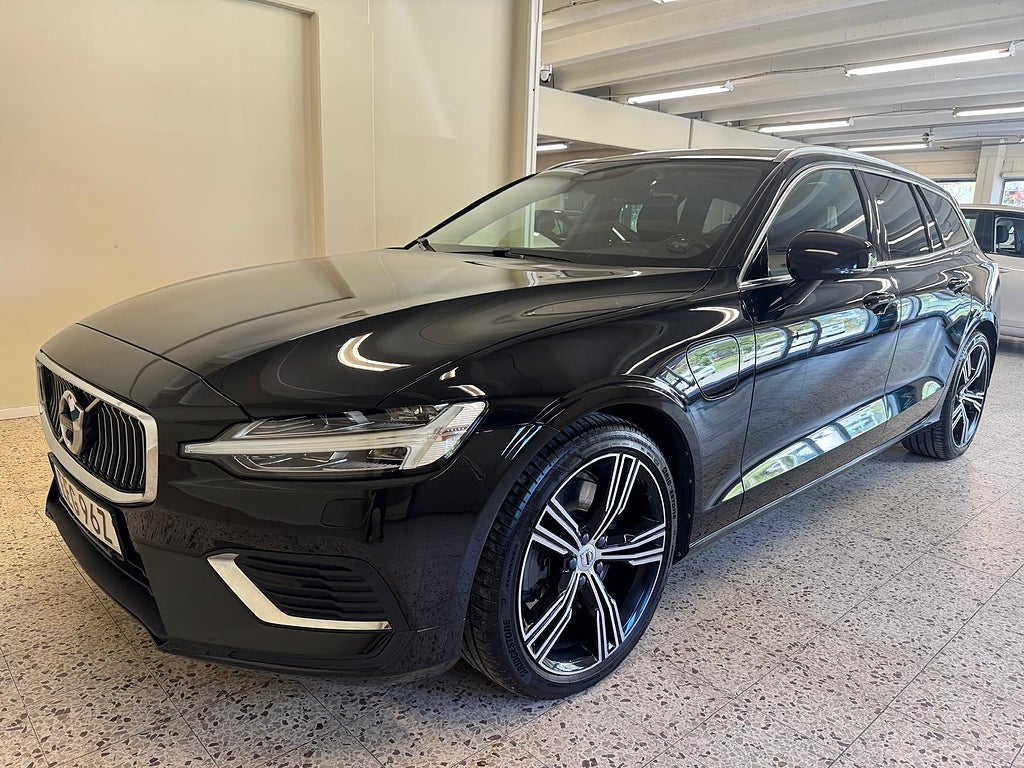 Volvo V60 Recharge T6 AWD 341hk Inscription Kamera Drag Nav