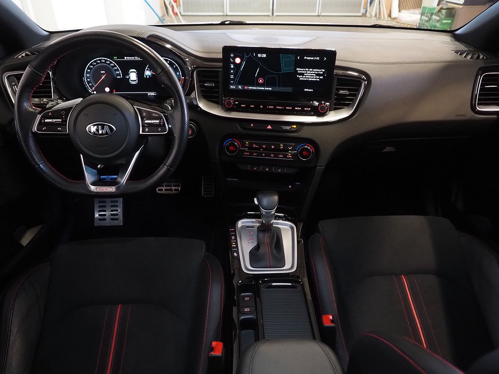 Kia Pro_Cee\'d GT Pro_Cee'd GT 1.6 T-GDI 204hk Navi B-Kam Pano Maxton JBL 2021
