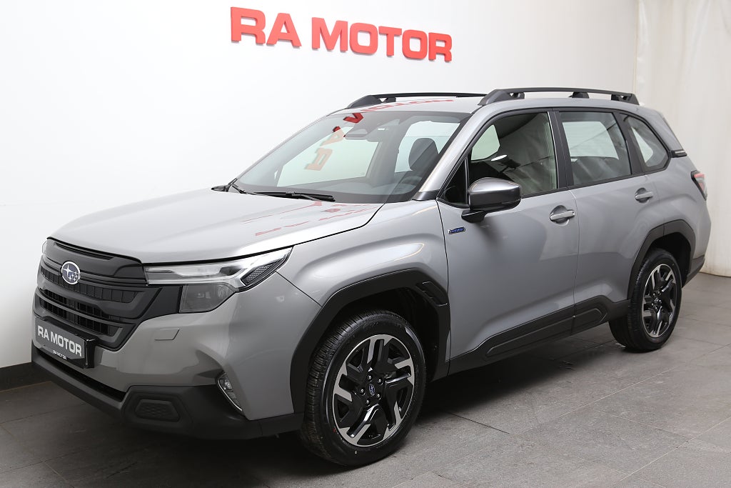 Subaru Forester 2.0i e-Boxer Adventure Dragkrok & Vinterhjul ingår 2025