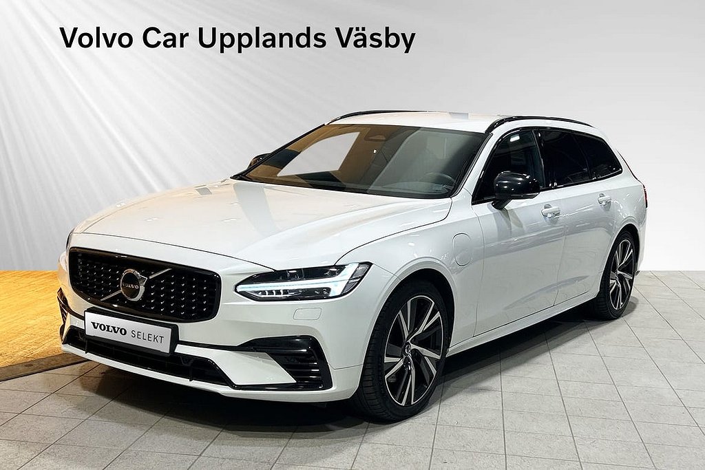 Volvo V90 Recharge T6 R-Design Drag / Läder / Navi / Ljuspapkt