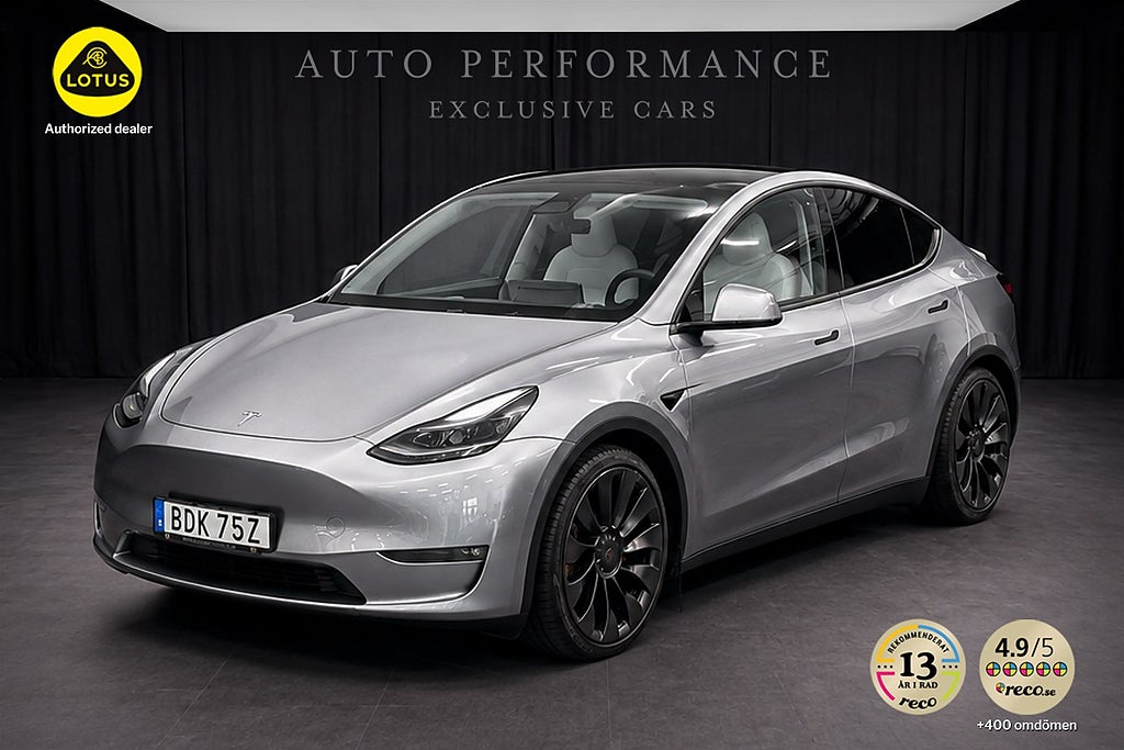 Tesla Model Y 2024