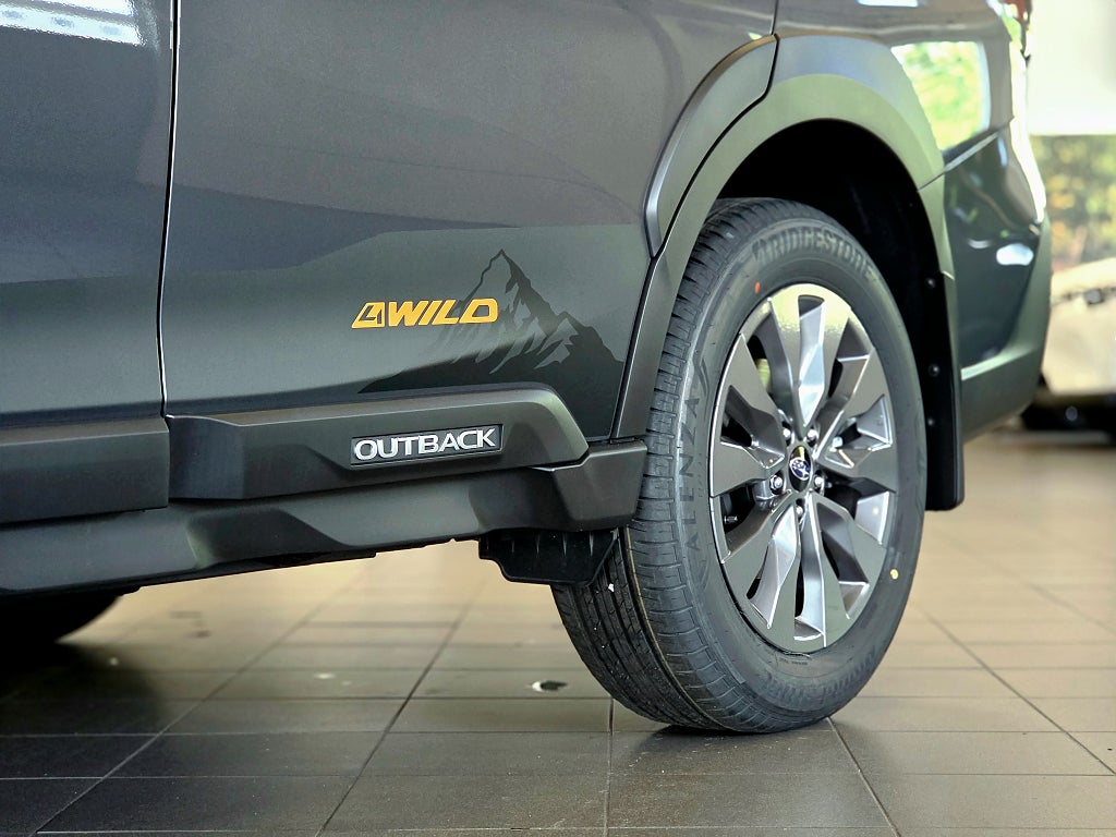 Subaru Outback 2.5 4WD XFuel / 4Wild Adventure / Automat / Backkamera