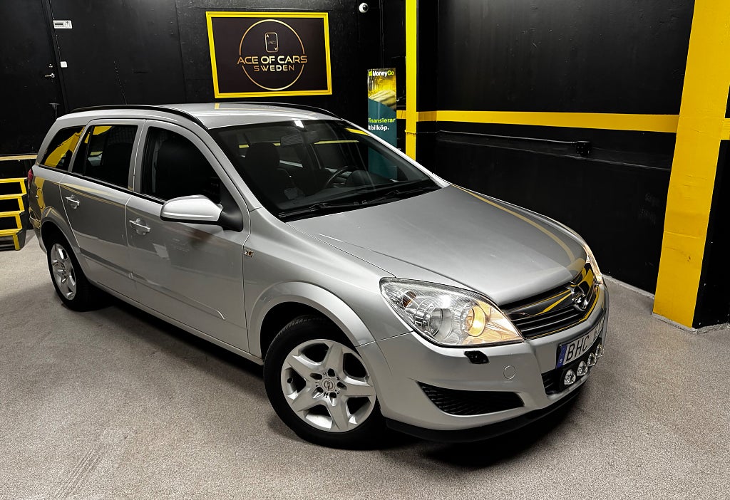 Opel Astra Caravan 1.6 ECOTEC Easytronic nyservad/besiktad