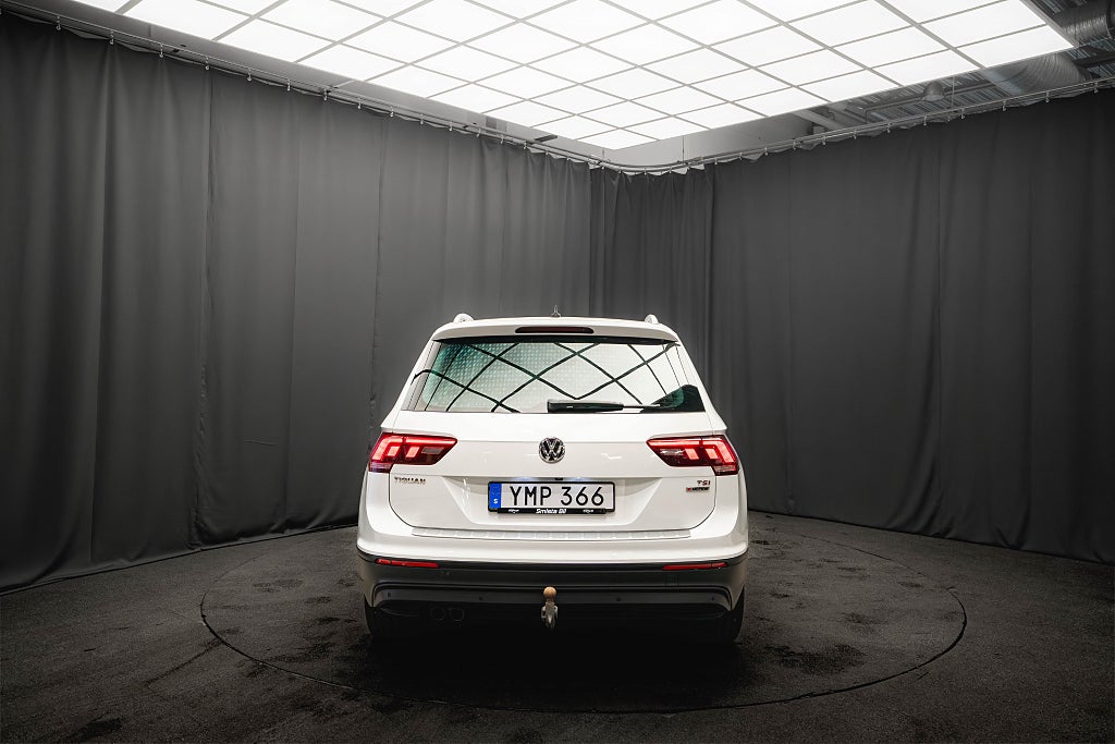 Volkswagen Tiguan TSI 4Motion LÄDER B-VÄRMARE DRAG KAMERA COCKPIT HEAD-UP