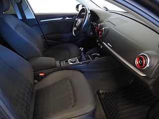 Halvkombi Audi A3 10 av 21