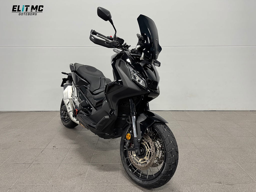 Honda Powersports X-ADV750 Nyservad Fr.960Kr / Månad
