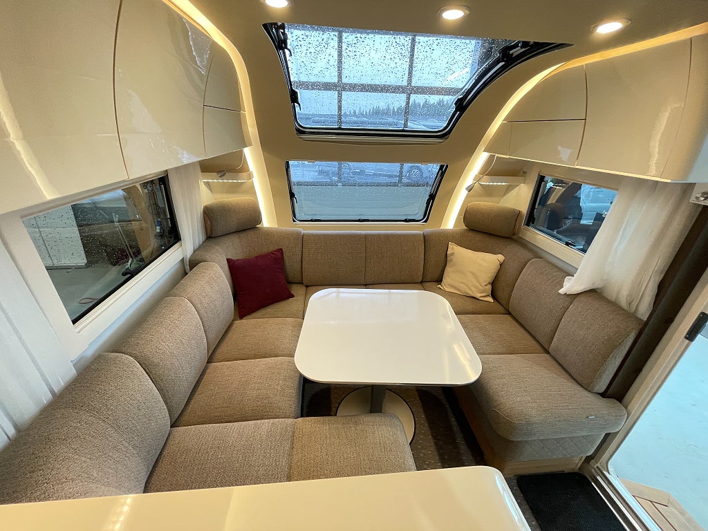 Adria Alpina 573 UP / ALDE / Ugn / Panorama / 1779kr/mån / Cityvatten  - Adria