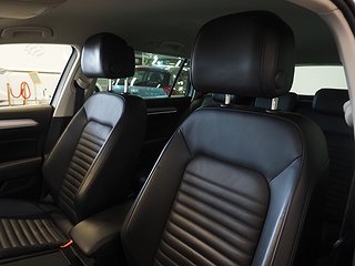 Kombi Volkswagen Passat 16 av 20