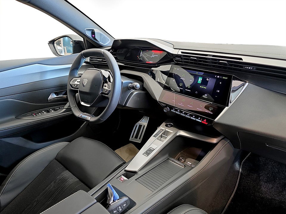 Bild på Peugeot 408 GT Hybrid Aut - OMGÅENDE LEVERANS!