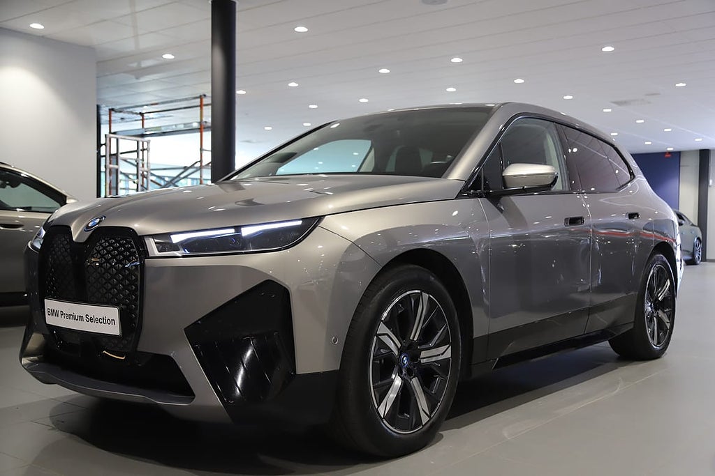 BMW iX Edition Sport / Innovation / Comfort
