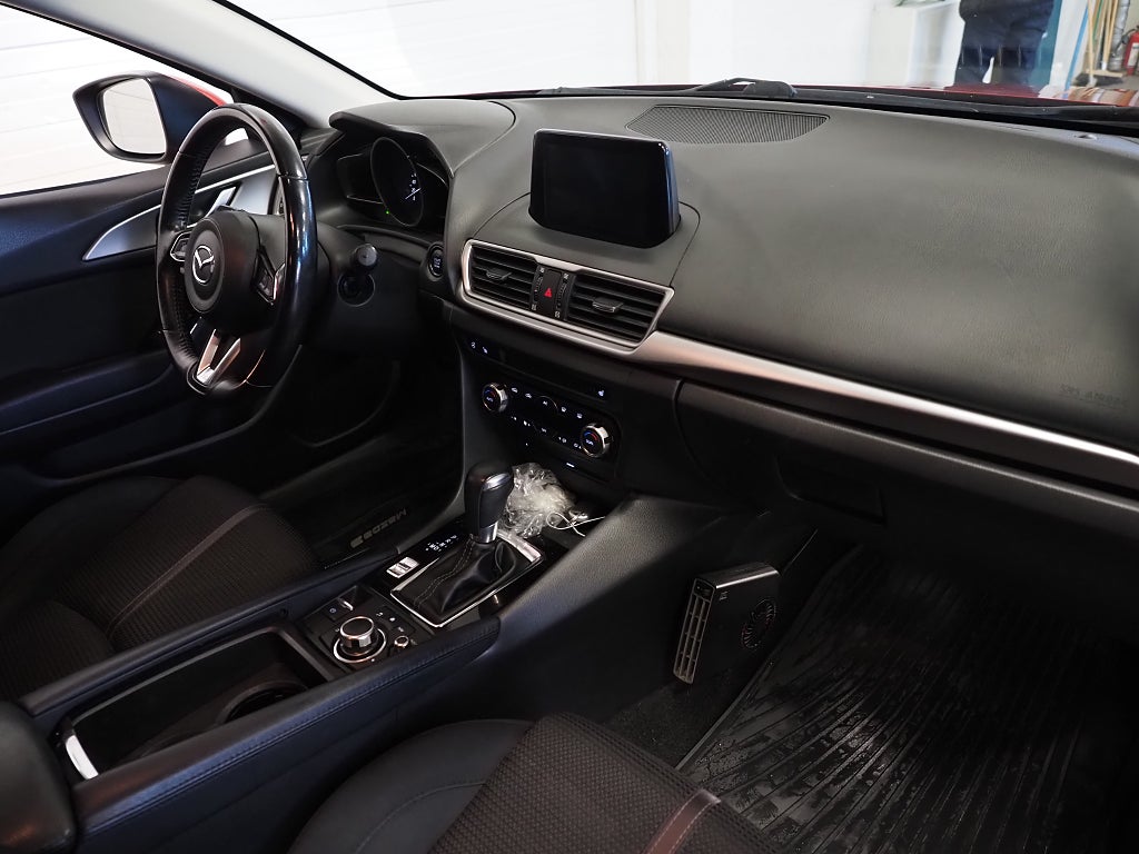 Mazda 3 Sport 2.0 SKYACTIV-G 120hk Automat Vision Navigation 2016
