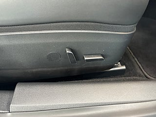 Tesla Model 3 Long Range AWD Long RangeS&V-Hjul/Drag/Pano/Skinn/Lramp – bild 17