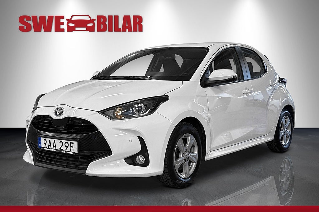 Toyota Yaris Hybrid CVT Active AUTO B-Kam NYBESS