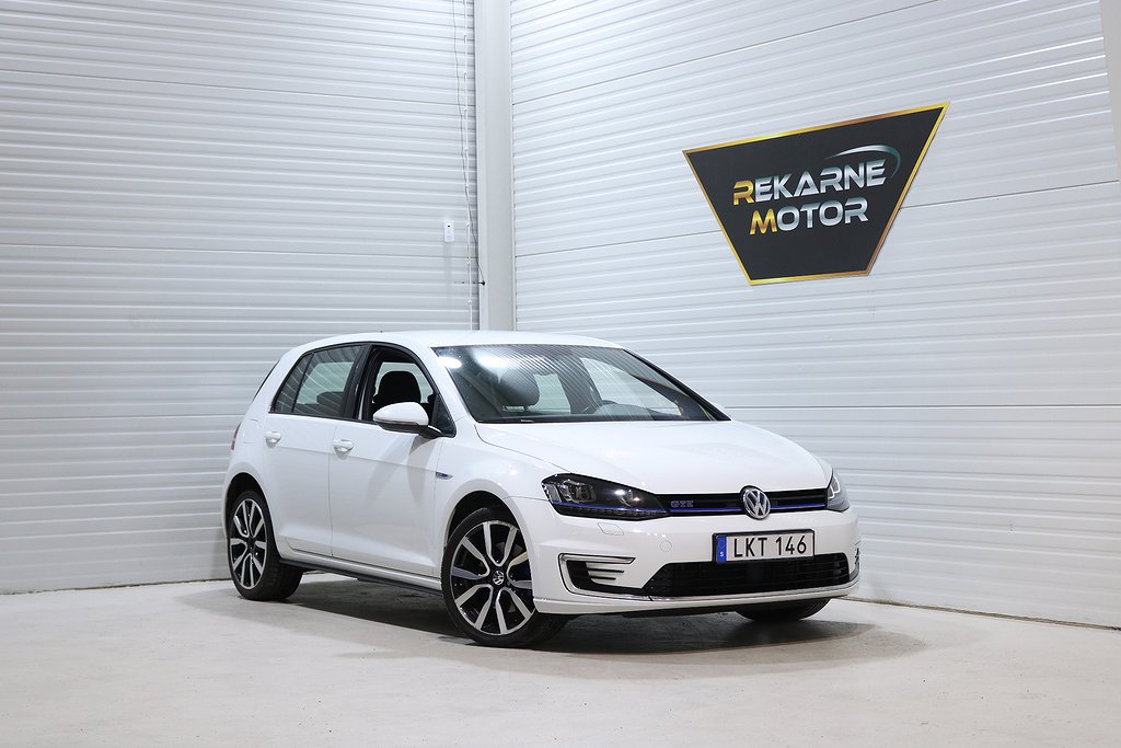 Volkswagen Golf GTE DSG 204HK | Drag | Navi | Backkamera 