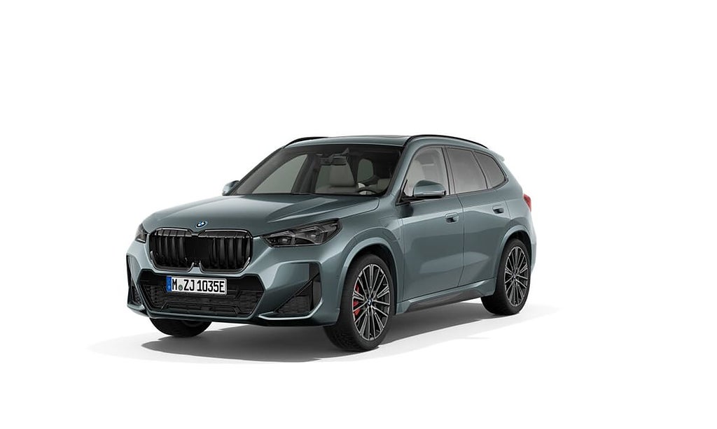 BMW X1 - Supercharged / Pano / DAP / 360 / Fria Vinterhju...