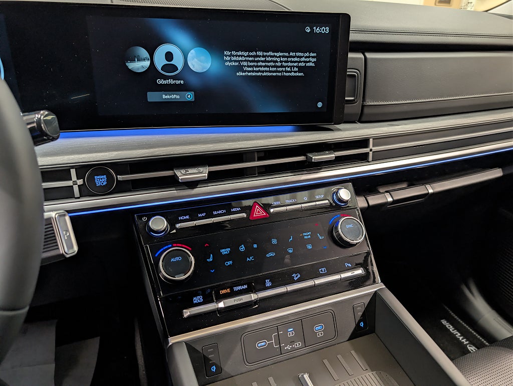 Hyundai Santa Fe PHEV Calligraphy Line 6-sits business lease thumbnail