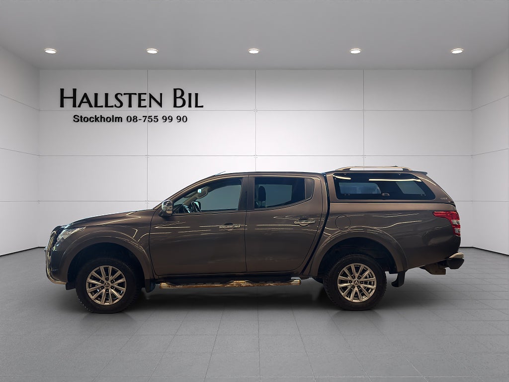 Mitsubishi L200 Dubbelhytt 2.4 DI-D 4WD Premium Moms Skinn Drag Kåpa
