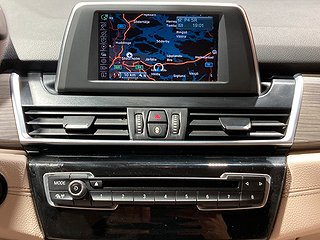 Kombi BMW 220 13 av 20