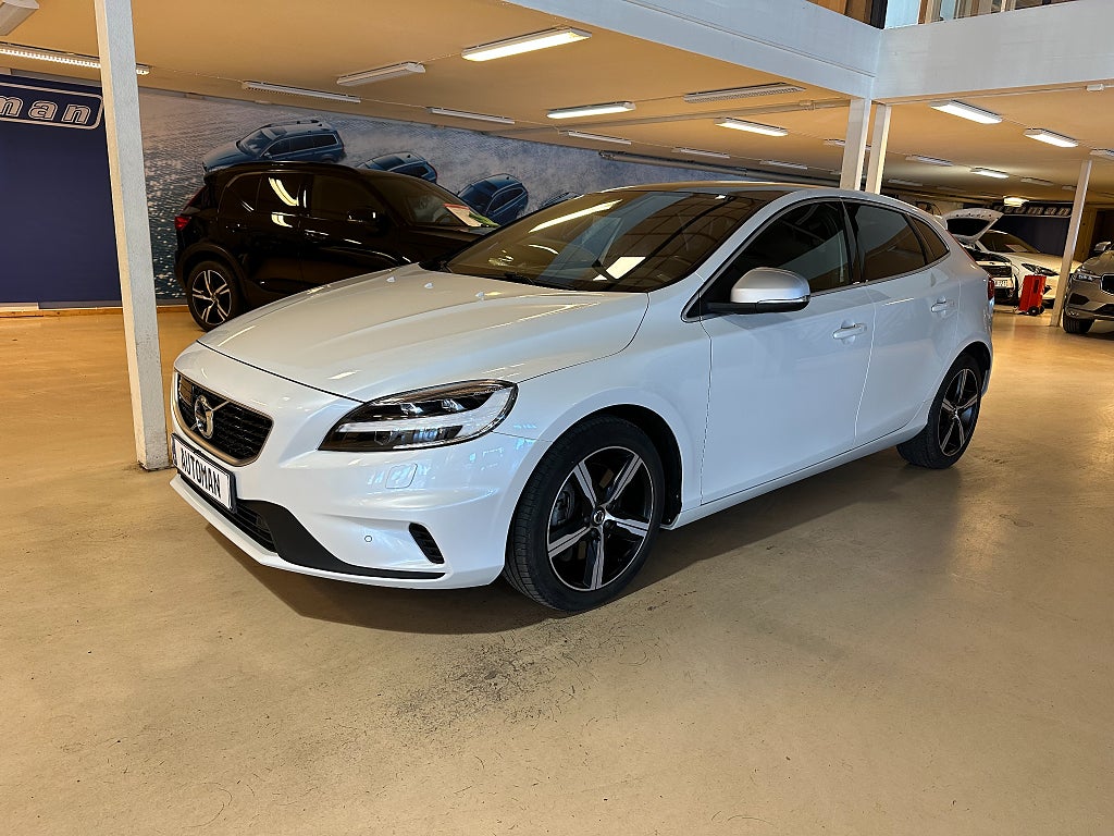 Volvo V40 D3 R-Design Panorama Backkamera V-hjul