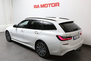 Kombi BMW 330e 2 av 25