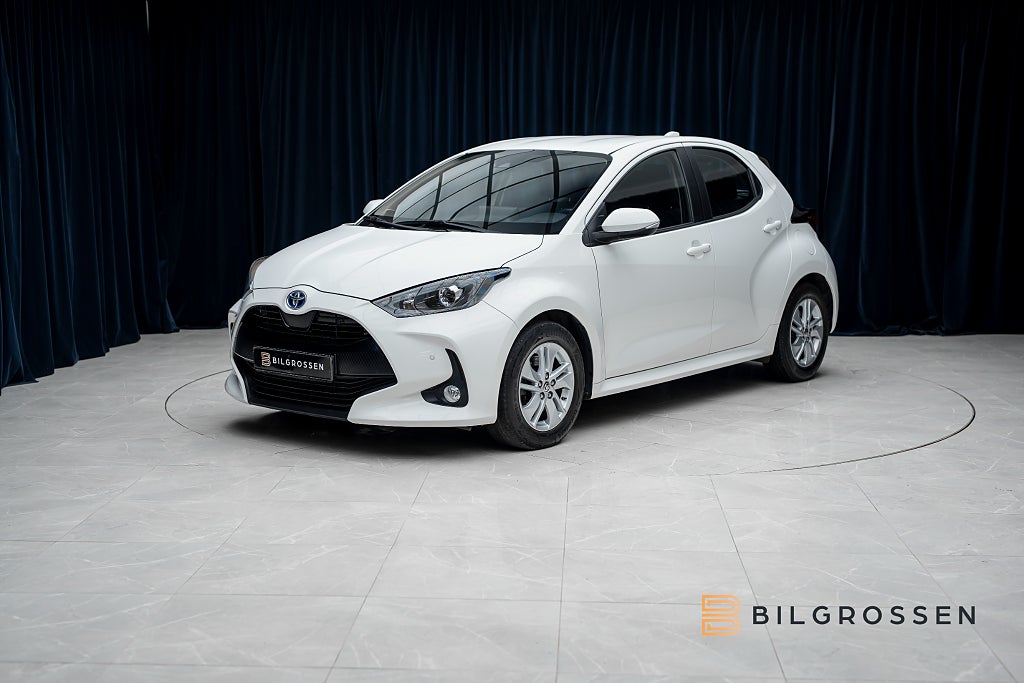 Toyota Yaris Hybrid CVT Active B-Kamera Adp Fart P-Sensorer MOMS