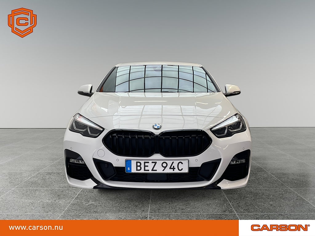 BMW 220 d xDrive Gran Coupé M Sport Cockpit Apple Drag