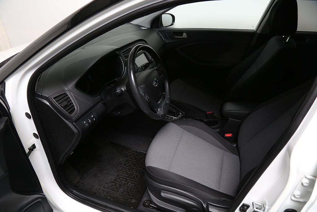 Hyundai i20 1,0 T-GDI 100hk Trend Aut P-sensor CarPlay Kamera 2020