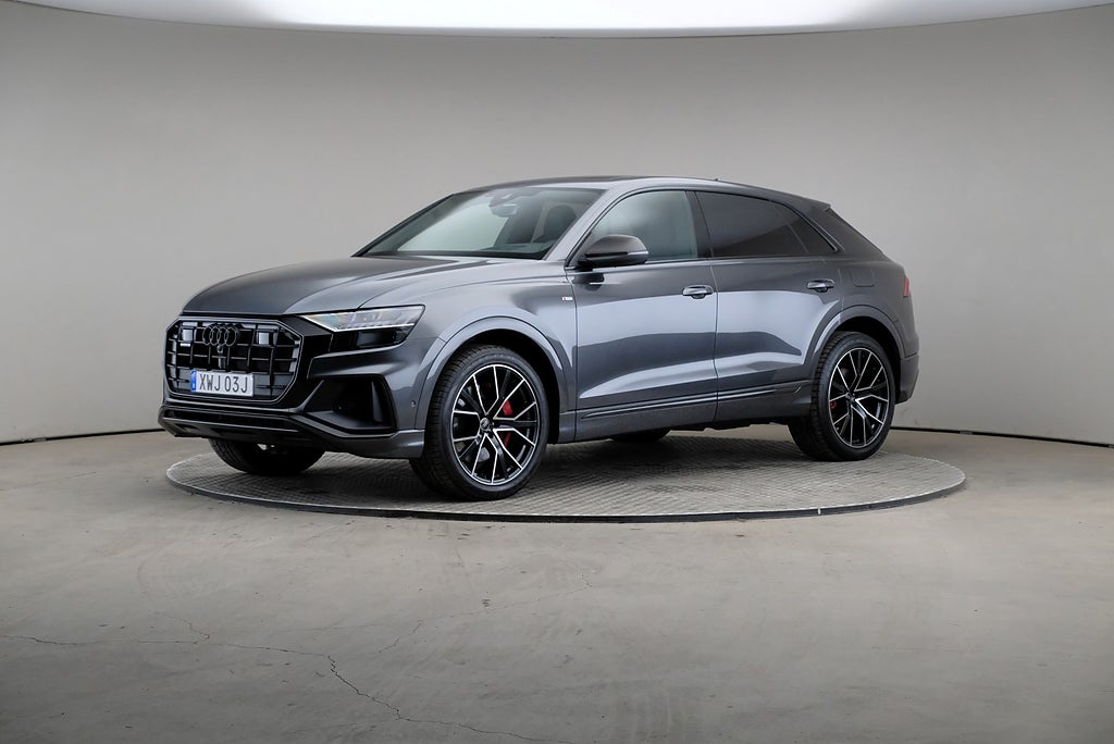 Audi Q8 60 TFSI e quattro 462hk S Line Competition Plus Läder B&O Pan...