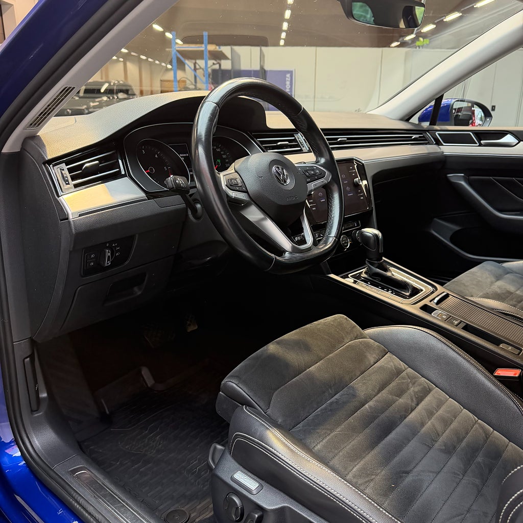 Volkswagen Passat Sc 2.0 TDI 4M GT R-Line Carplay Navi Backkamera Drag