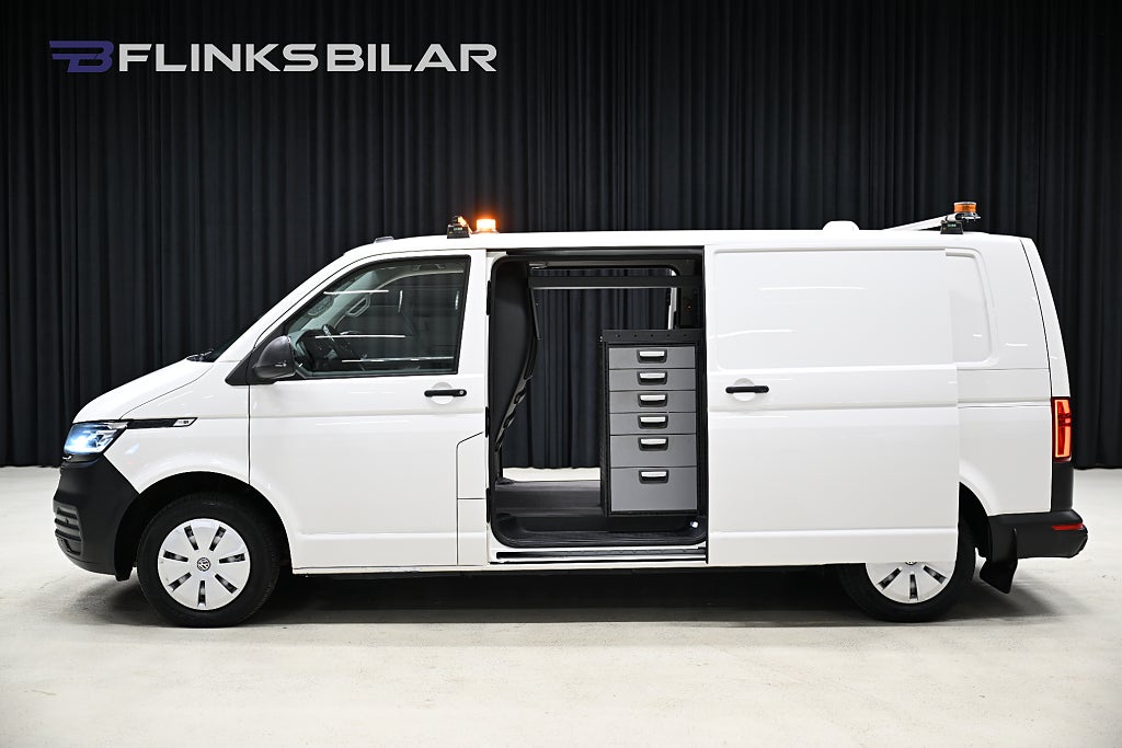 Volkswagen Transporter 4M 150HK L2 Servicebil|Dubbeldörr|V-Inredd|Moms|SeUtr!