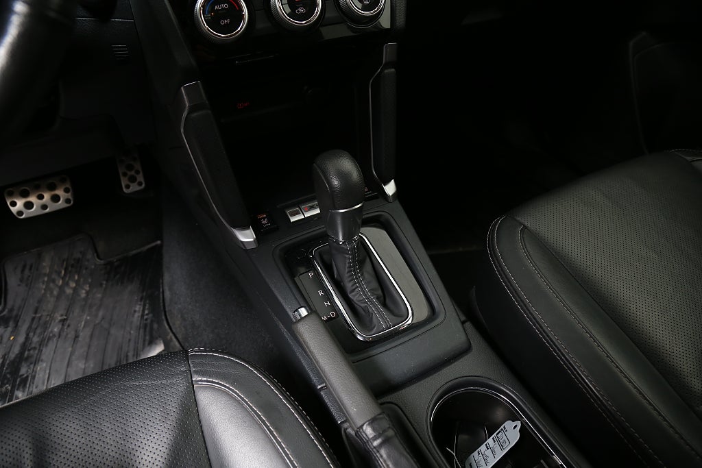 Subaru Forester 2,0i 150hk XE AWD Aut Skinn Extraljus Dragkrok 2019