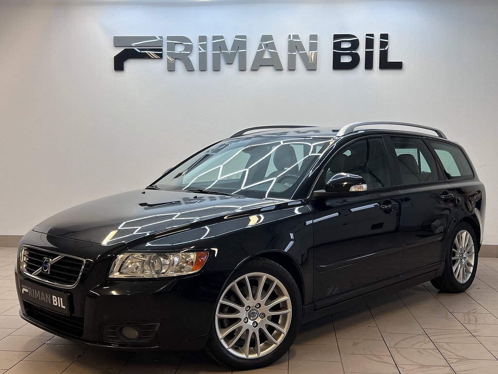 Volvo V50 2.0 D Summum Skinnsäten P-Sensorer Xenon 136hk