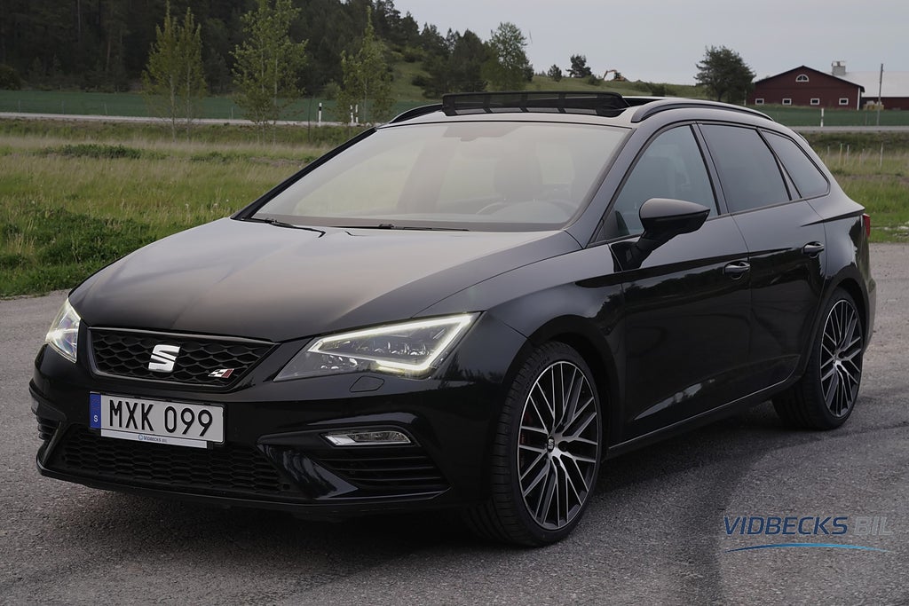 Seat Leon ST CUPRA 2.0 TSI PANORAMA ALCANTARA LED P-SENSORER NYSERVA