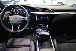 SUV Audi q8-e-tron 17 av 31